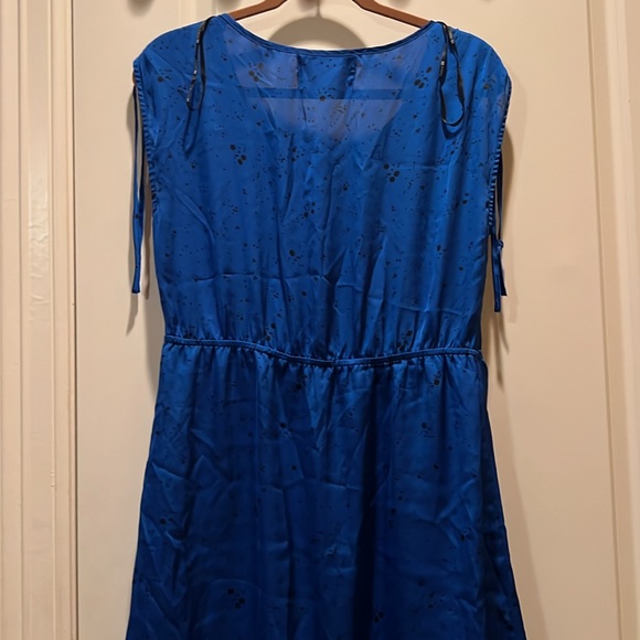 Forever 21 women’s dress, size medium - Picture 5 of 7